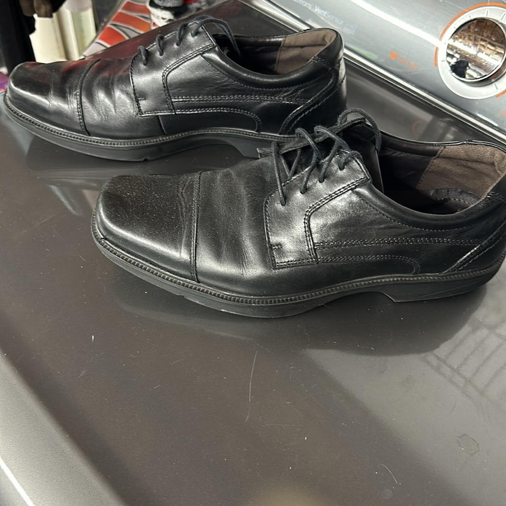 Dockers men’s shoes - Picture 2 of 3